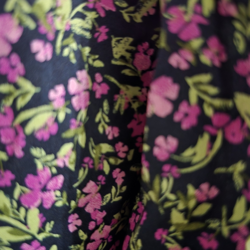 Floral Sleeveless Dress - Picture 4 of 7